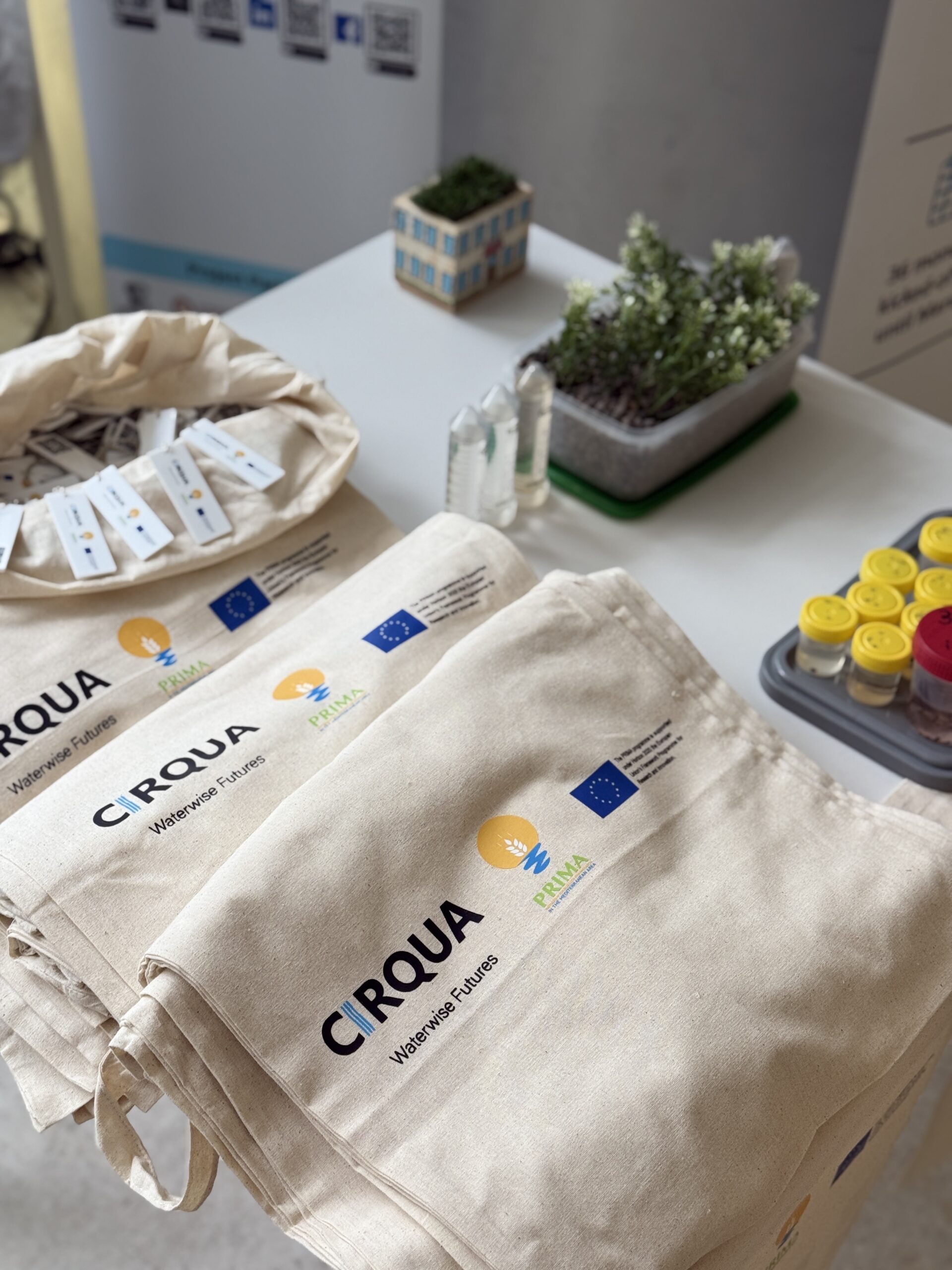 Promoting Sustainable Water Management at the CIIMAR Open Day!